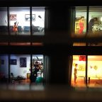 レアンドロ・エルリッヒ展:見ることのリアル鑑賞